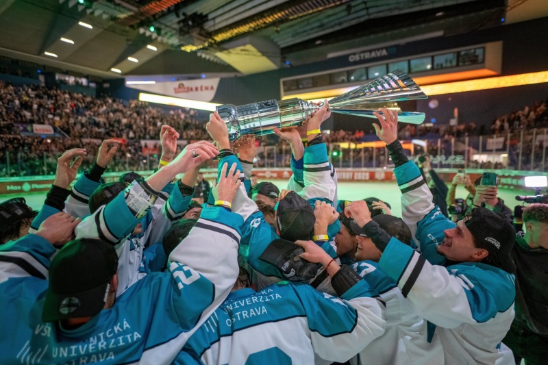 2-10-2025_hokejovy-tym-VSB-TUO_derby-s-OU_Foto-Tomas-Bresky 2-10-2025_hokejovy-tym-VSB-TUO_derby-s-OU_Foto-Tomas-Bresky