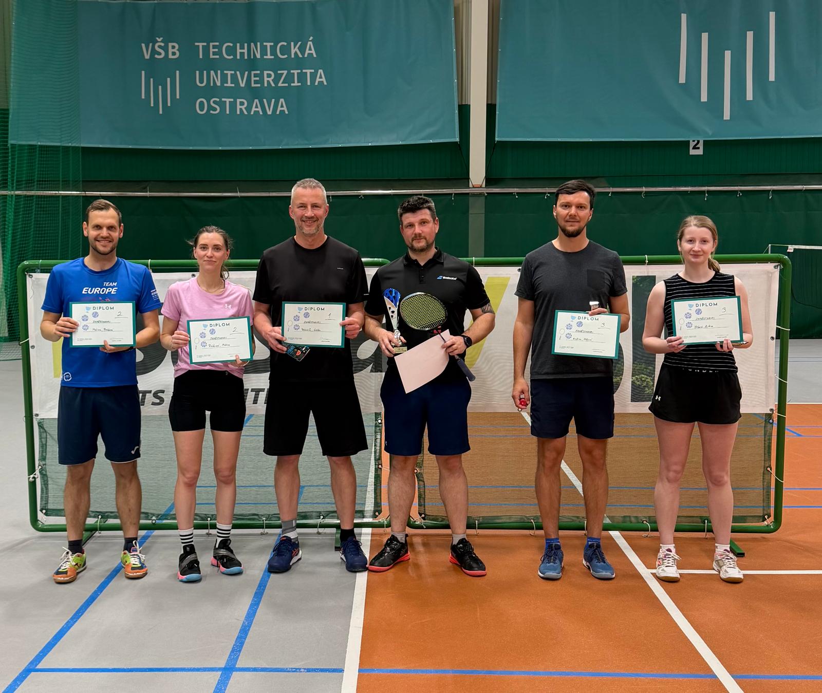 badminton-zamestnanci badminton-zamestnanci