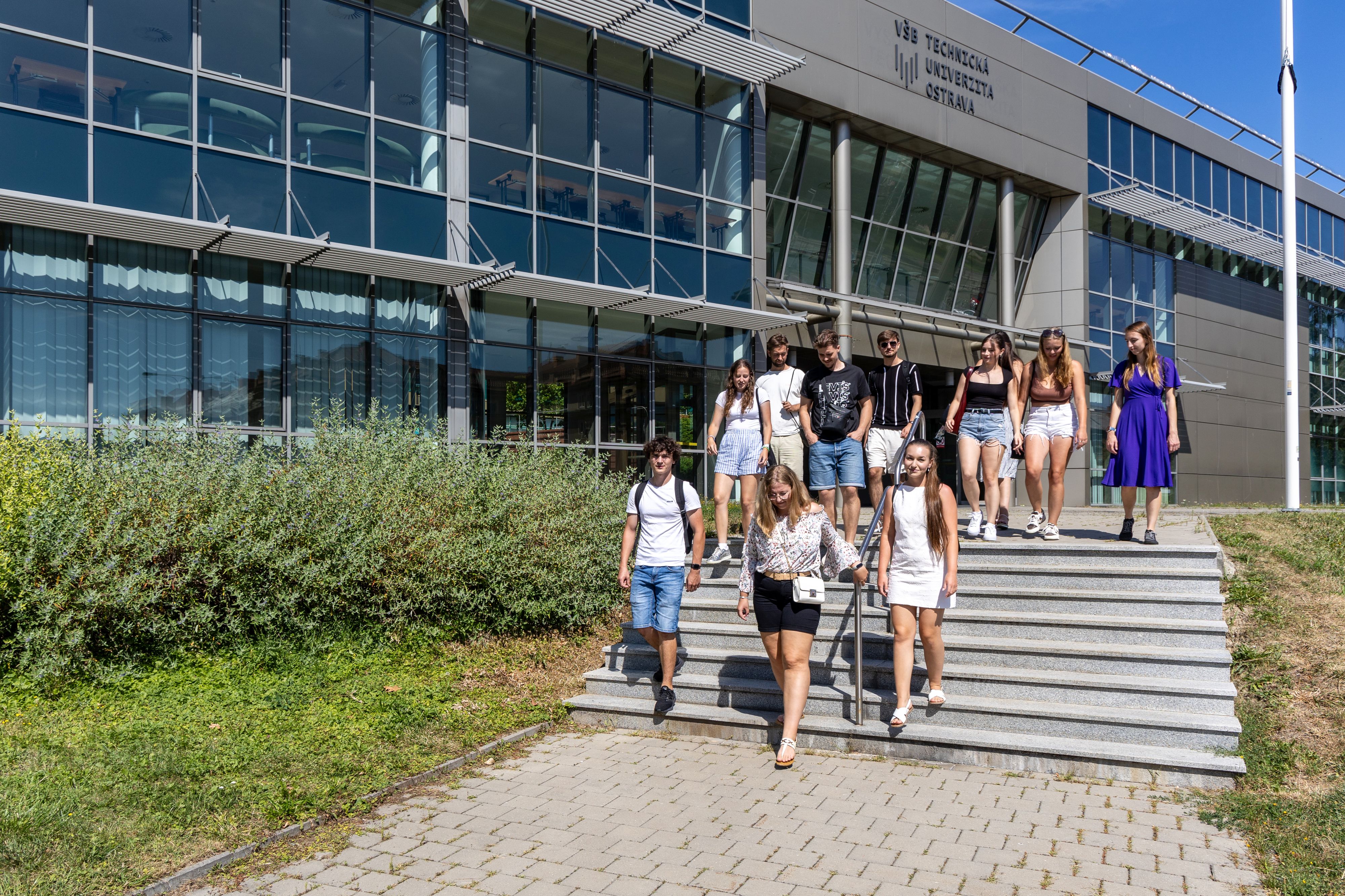 Kampus, studenti