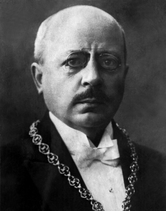 prof. PhDr. František PAVLÍČEK