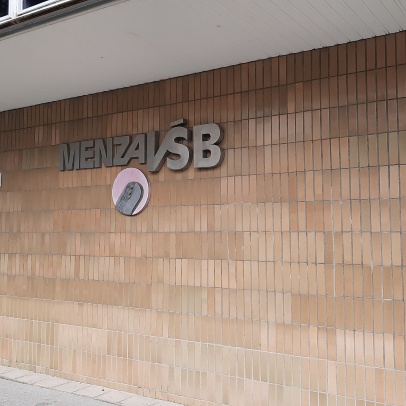 Designové označení menzy VŠB, puvodní stav, autor Aleš Stanovský, fotografie Tomáš Bubeník Designové označení menzy VŠB, puvodní stav, autor Aleš Stanovský, fotografie Tomáš Bubeník