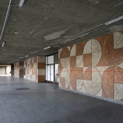 Passage to the dormitory with three parts of the Geometric mosaics, photo by Roman Polášek