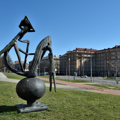 Sculpture The Thinker, photo by Roman Polášek
