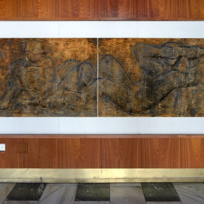 Reliéf Horníci (Práce), fotografie Roman Polášek  Reliéf Horníci (Práce), fotografie Roman Polášek