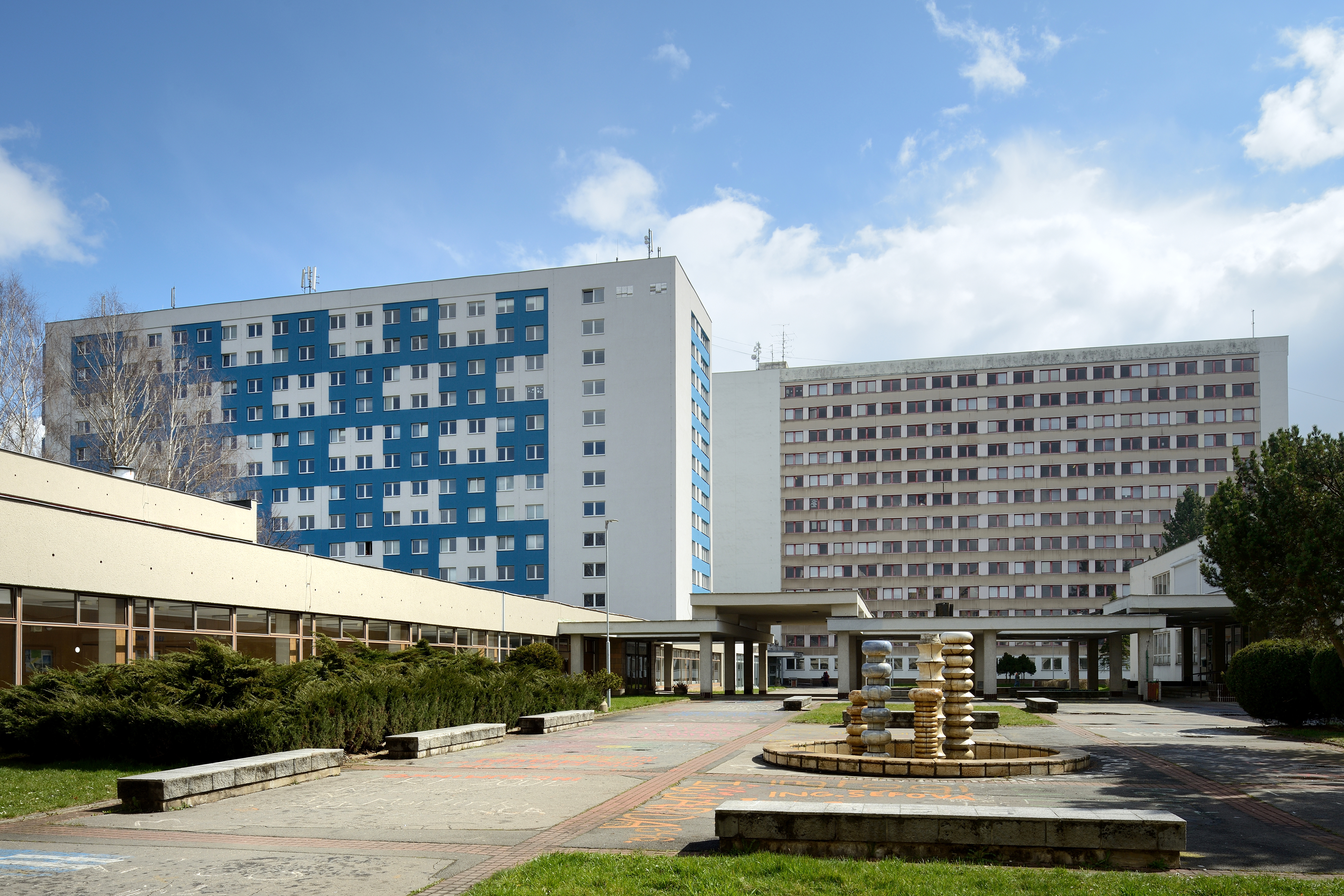 Courtyard of dormitory buildings with the Fountain, 2015, photo by Roman Polášek