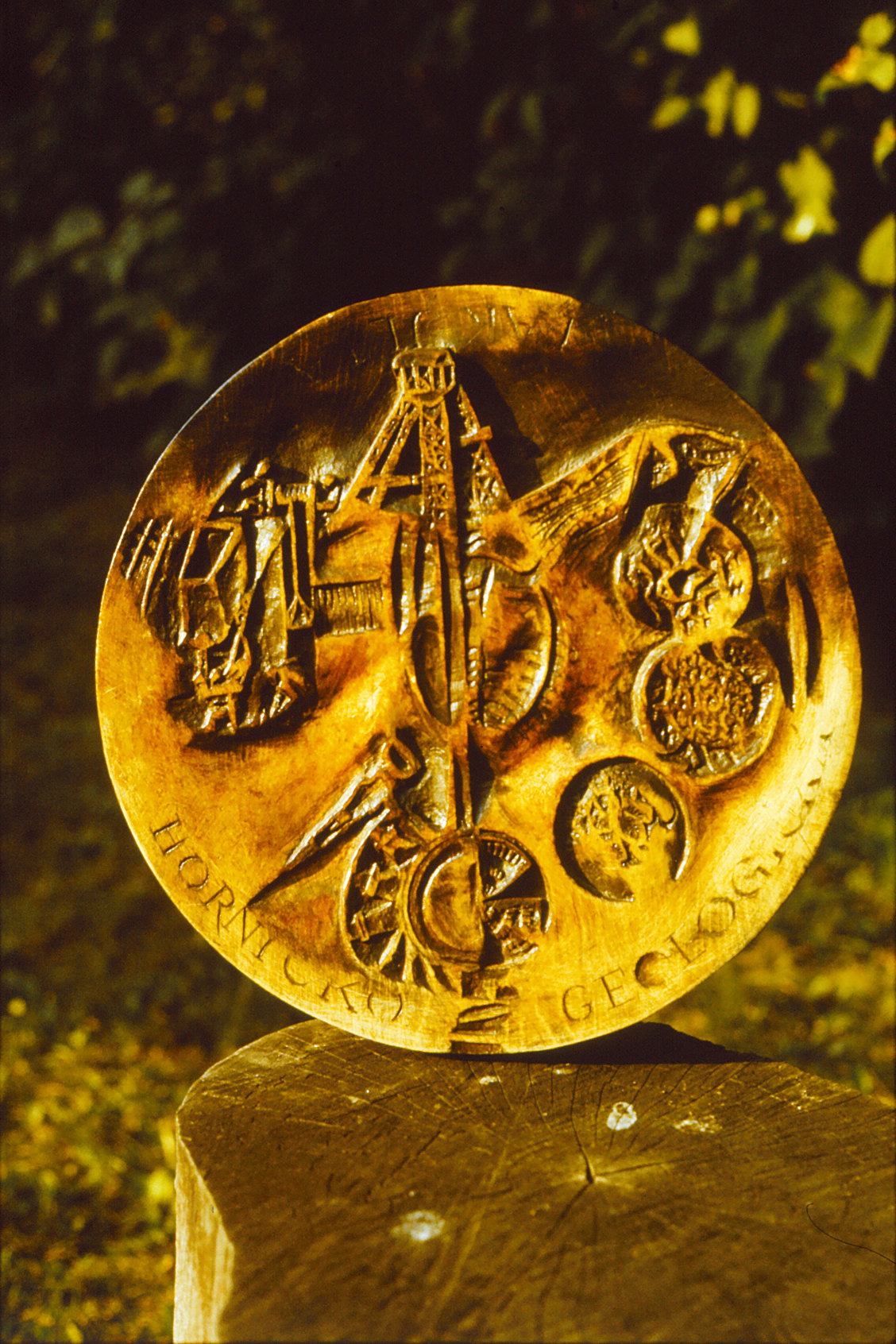 Model of the HGF emblem, photos from the archive of Lumír Čmerda