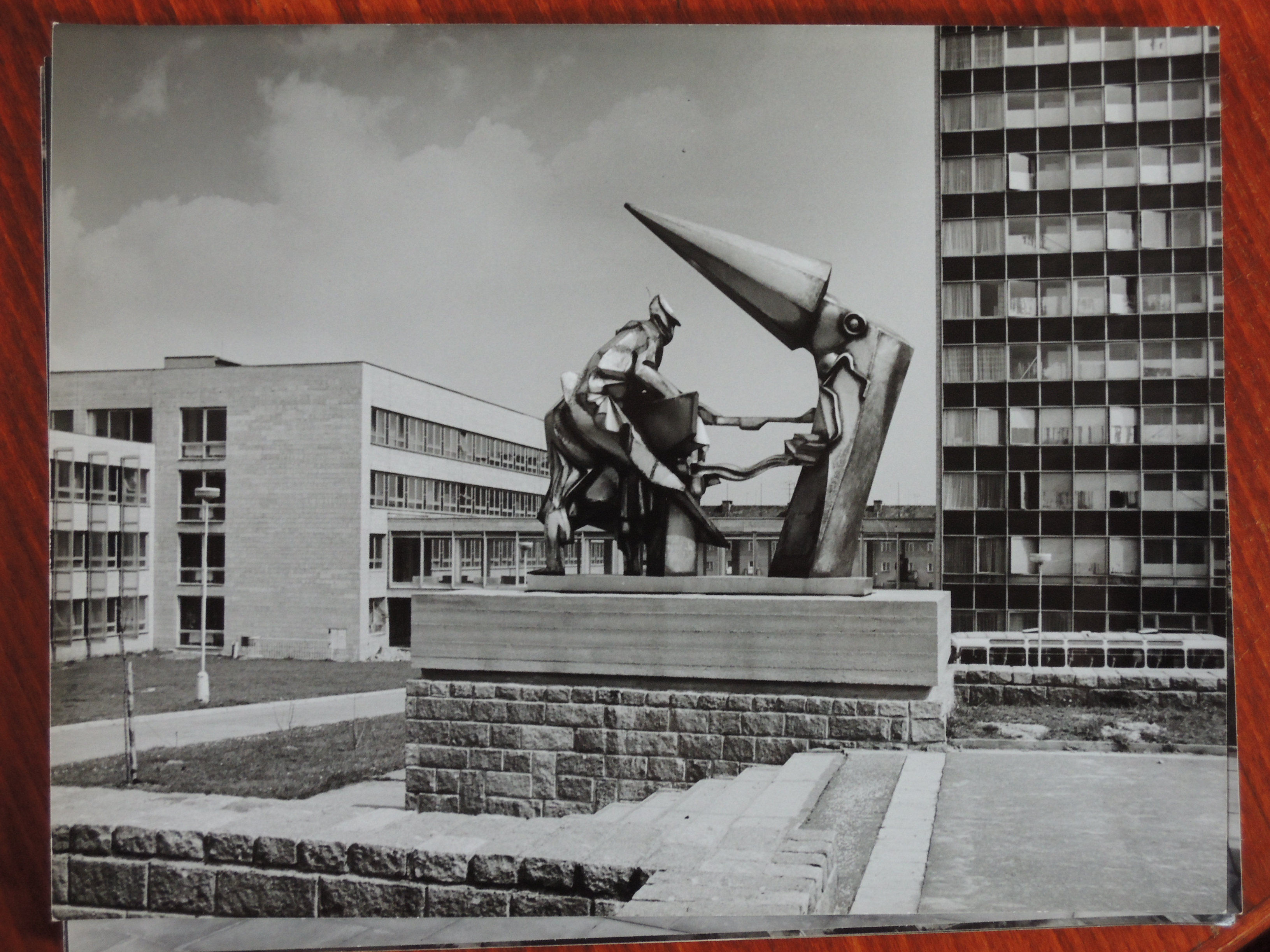 Archival photograph of the sculpture Work, archive of VSB-TUO