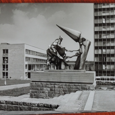 Archival photograph of the sculpture Work, archive of VSB-TUO