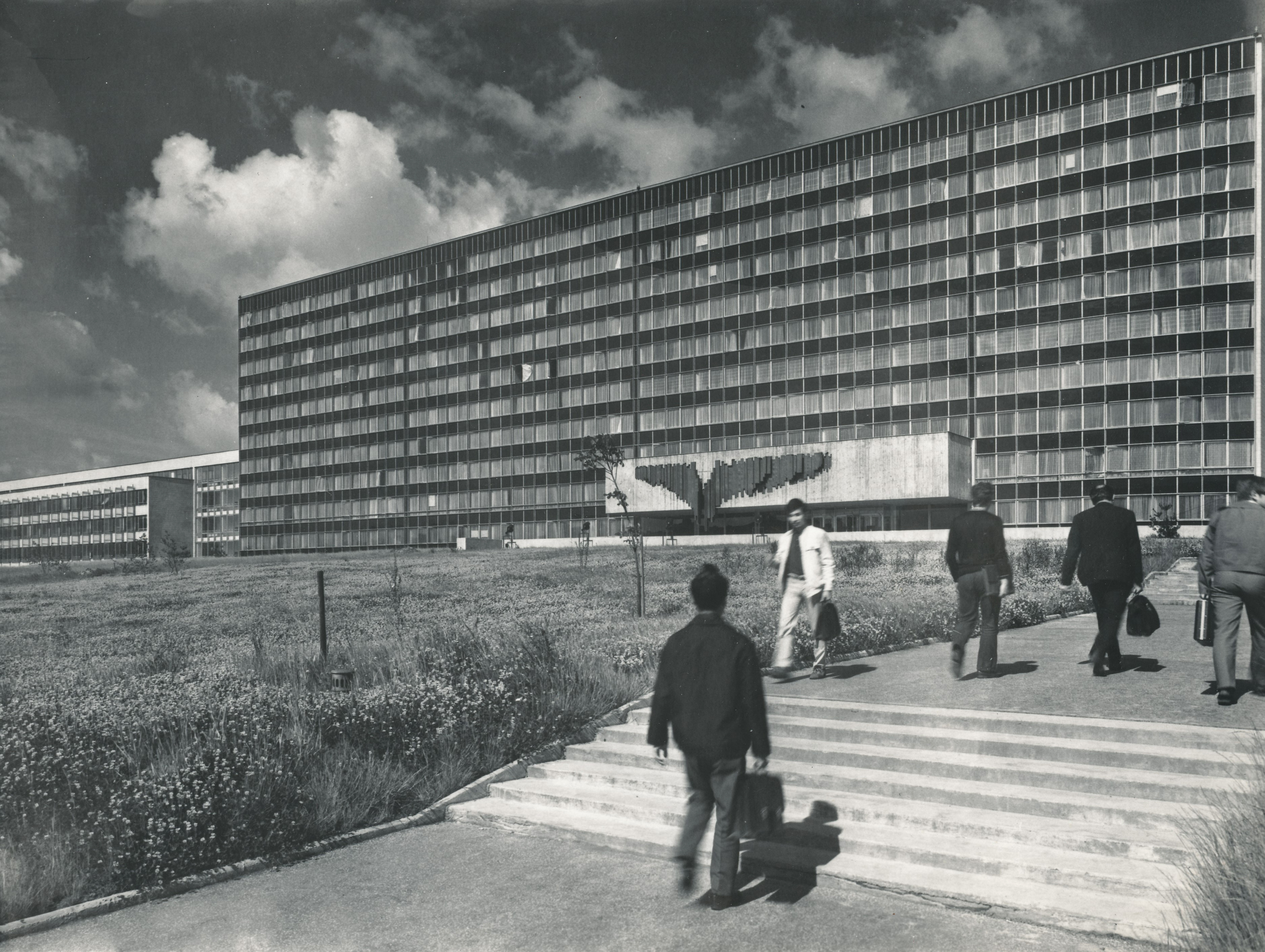 Façade of the VSB Rectorate building with the Prometheus relief in the 1970s, photo by Petr Sikula