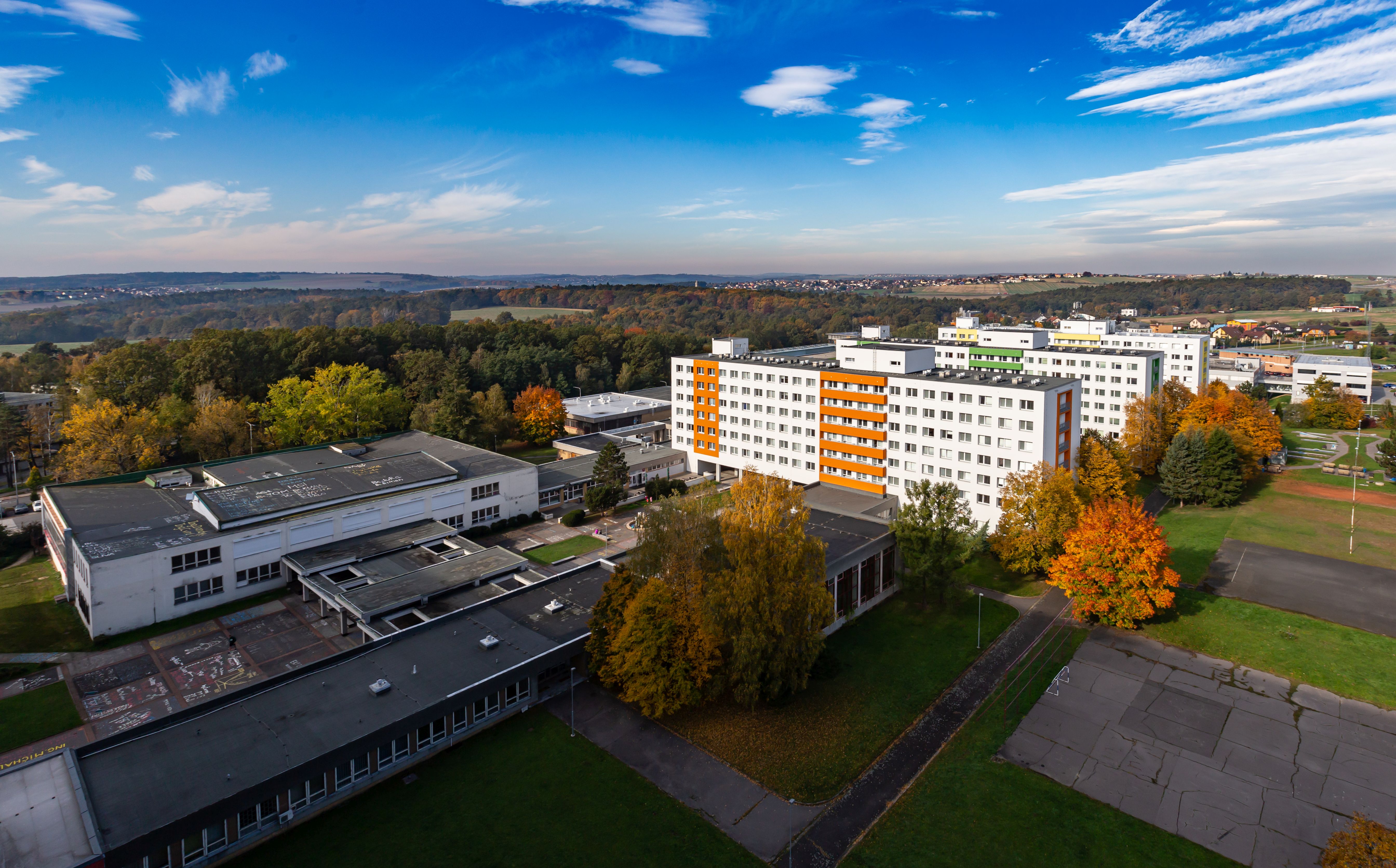 Budovy C, D, E_ buildings C, D, E