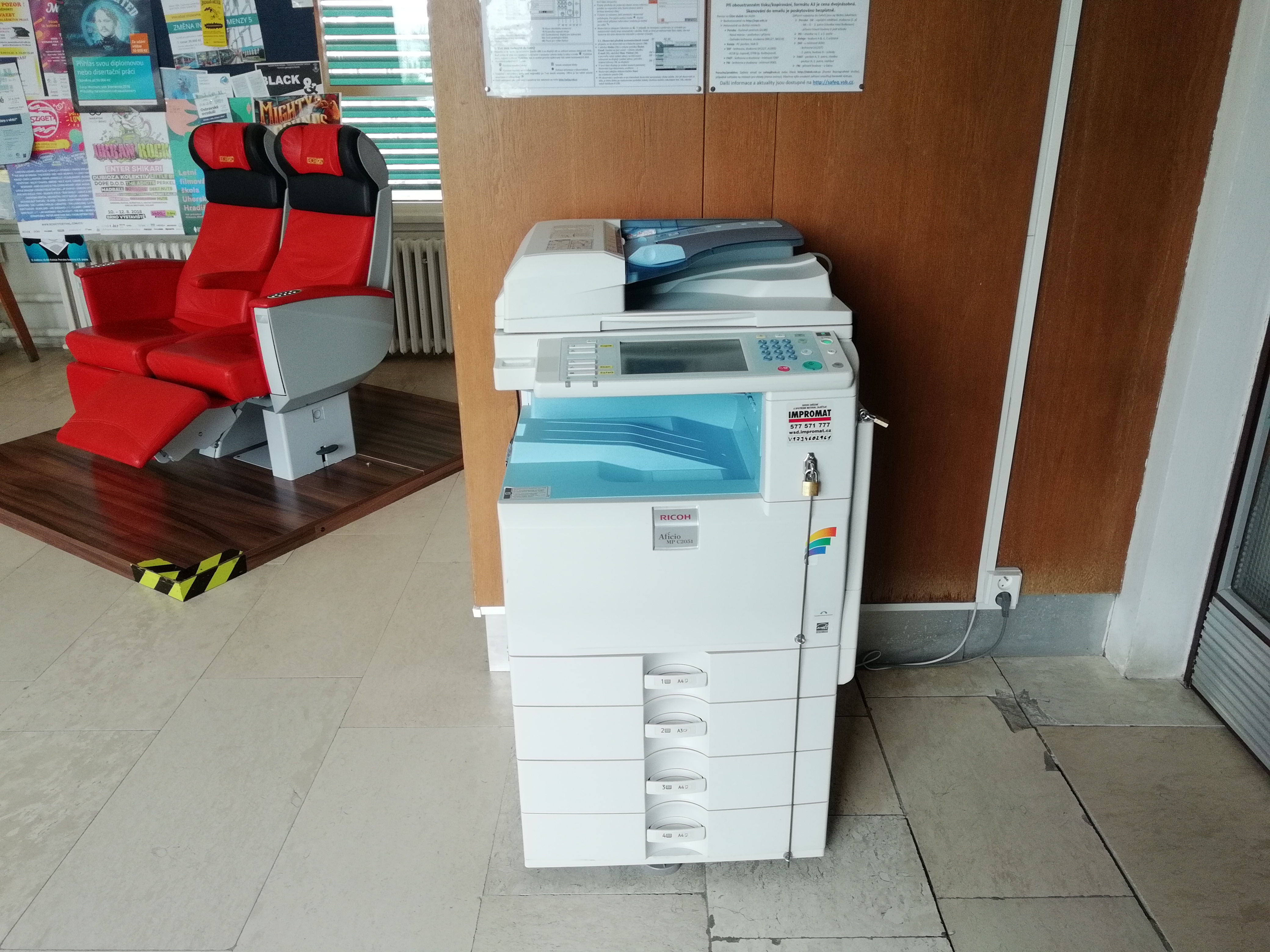 Ricoh Aficio MP C2051